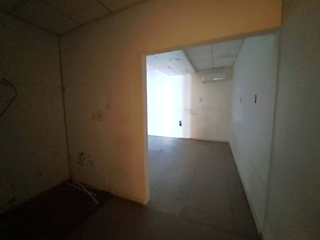 Venta Local comercial (Ex Banco) Av.Luro 6000 MDP