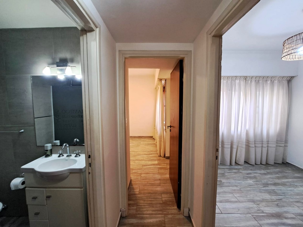 3 Amb. frente con balcon - reciclado- centro-plaza Mitre