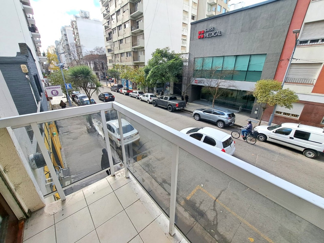 3 Amb. frente con balcon - reciclado- centro-plaza Mitre