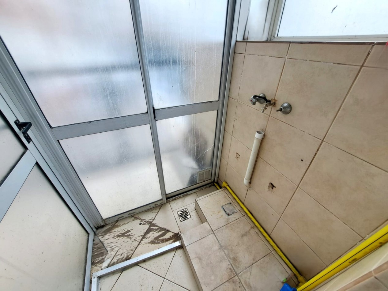 3 Amb. frente con balcon - reciclado- centro-plaza Mitre
