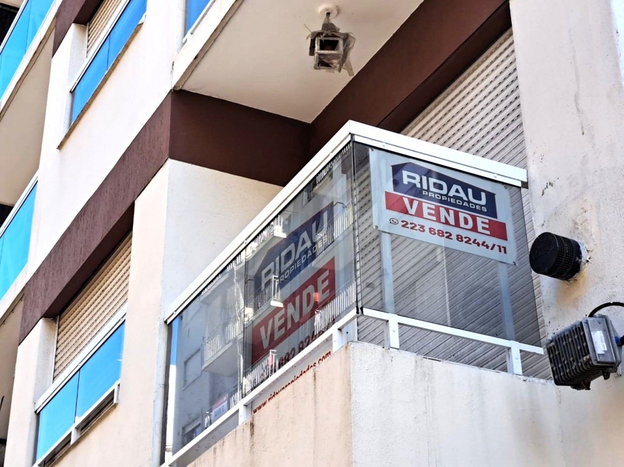 3 Amb. frente con balcon - reciclado- centro-plaza Mitre