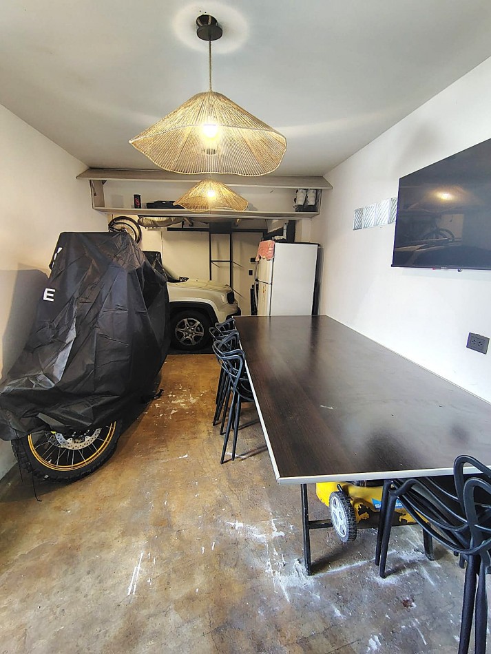 Casa 3 amb - dep -patio- Garage- Chauvin