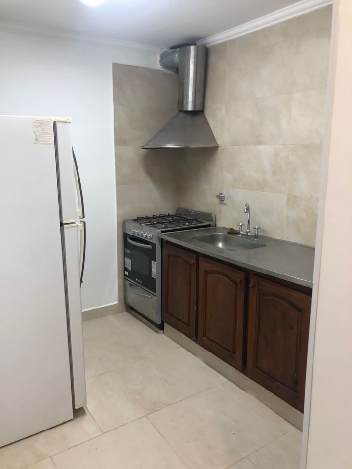 ALq. 24 m. Casa 3 amb. amoblada- MDP-B.Zacagnini