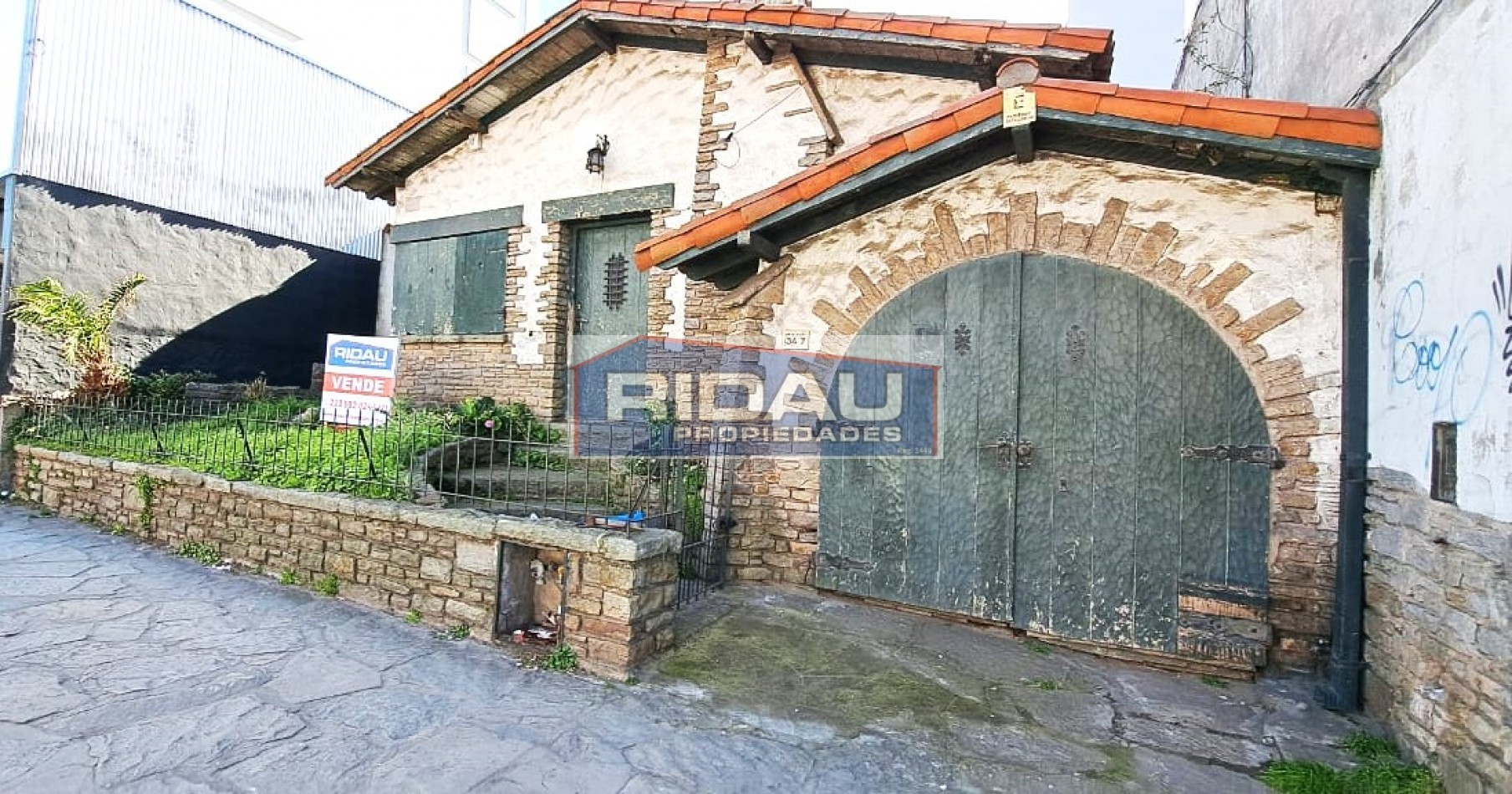 LOTE con casa a demoler sobre: 10,40 x 22,50- C1a