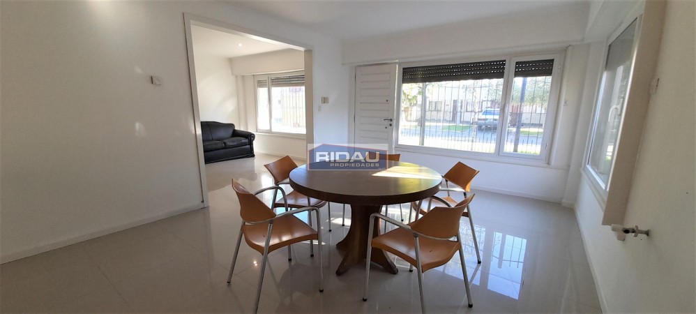 Chalet Reciclado 2 plantas - 4 amb. Caisamar