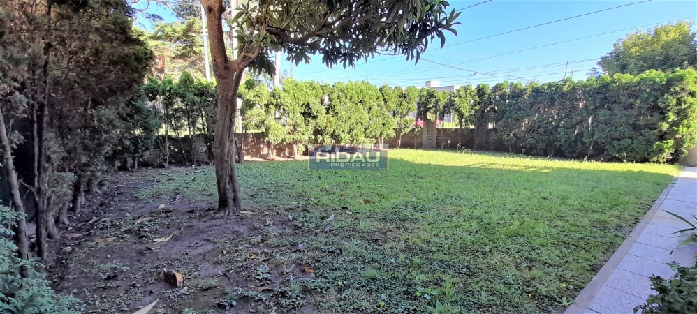 Chalet Reciclado 2 plantas - 4 amb. Caisamar