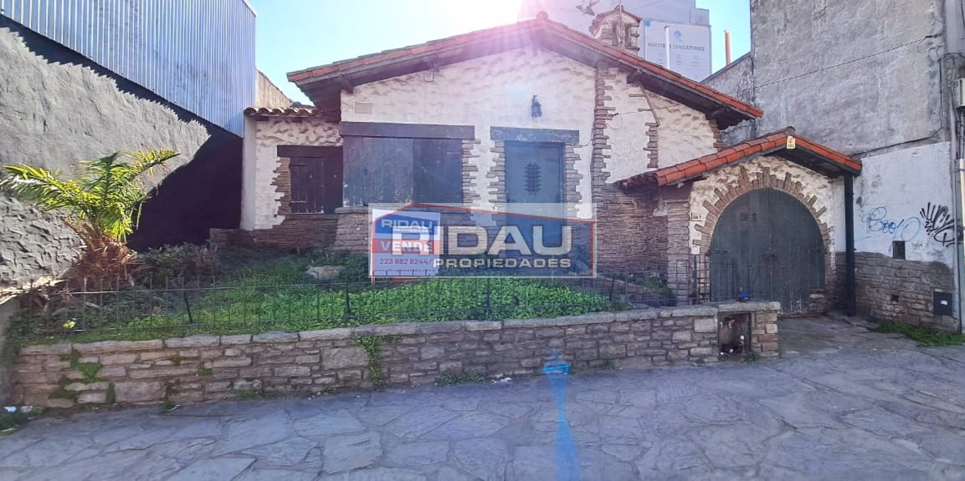 LOTE con casa a demoler sobre: 10,40 x 22,50- C1a