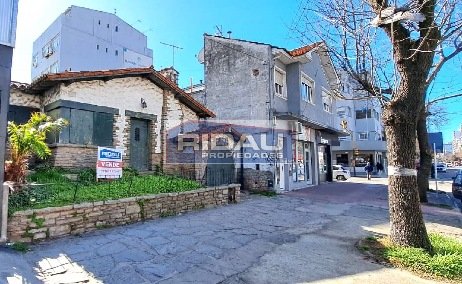 LOTE con casa a demoler sobre: 10,40 x 22,50- C1a